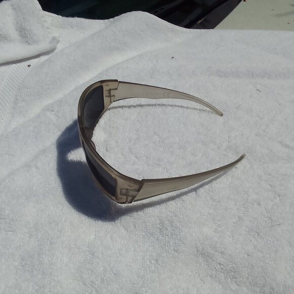 Bundle Universal Thread knit pull-over&sunglass, luxury silky thread, brand new - Picture 2 of 6